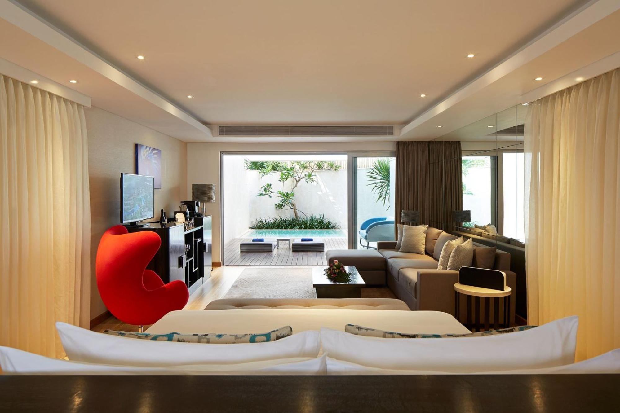 ดับเบิล ซิกซ์ ลักซัวรี โฮเต็ล ซมีญะก์ Hotel เซมินยัค ภายนอก รูปภาพ A living room in a private villa at the resort