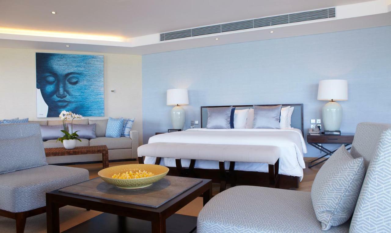 ดับเบิล ซิกซ์ ลักซัวรี โฮเต็ล ซมีญะก์ Hotel เซมินยัค ภายนอก รูปภาพ A bedroom at the Atlantis Paradise Island